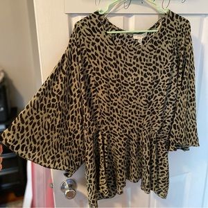 Umgee USA Green Leopard Peplum Blouse SIZE: 2XL NWT